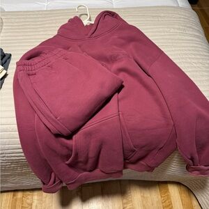 Comfy Women's Joggers in Maroon
